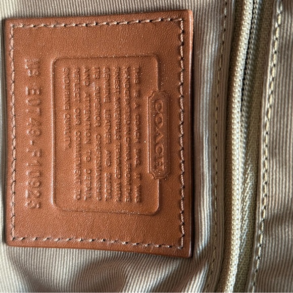 Coach Brown and Green Leather Strap - Picture 3 of 7